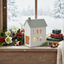 Product Decorative metal house-shaped house with windows and chimney, 22cm