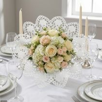 Product Paper lace flower bouquet holders 30cm 25 pieces