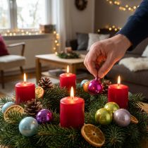 Product Mini Christmas baubles on wire, mirrored berries, colorful, 40mm, 32 pieces