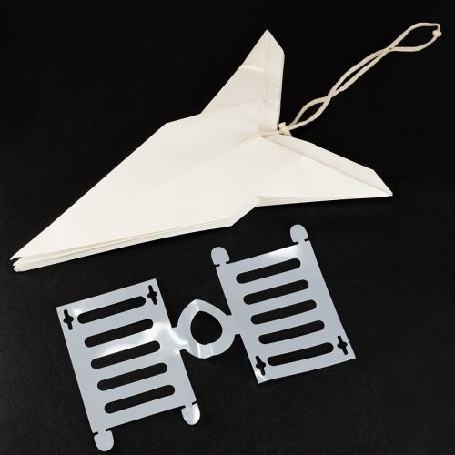 Product Decorative paper star for hanging, perfect for festive lighting