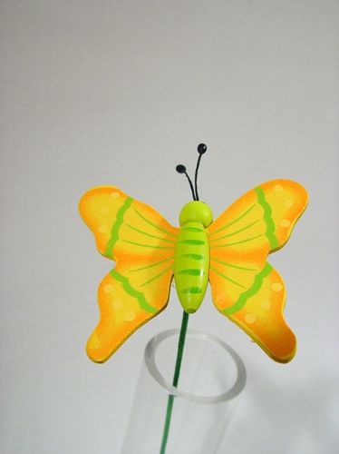 Floristik24 Butterfly on pick green/yellow wood 7cm (24 pcs)