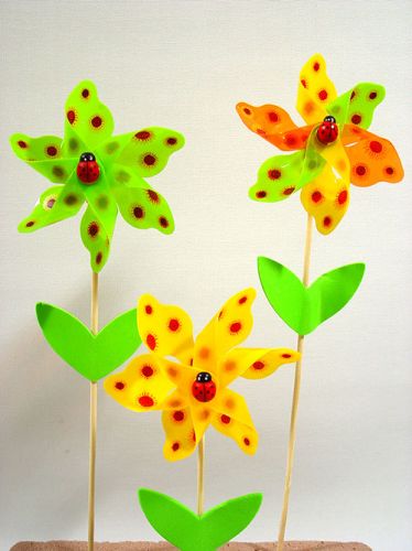 Floristik24 Windmill with ladybird on stick 7.5cm 18 pcs