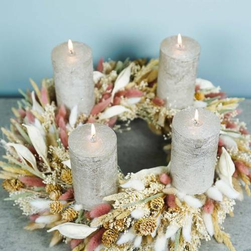 Product Platinum-colored pillar candles in various sizes for elegant decoration