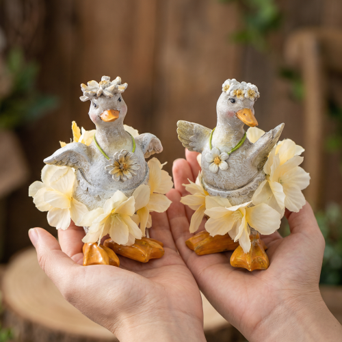 Product Decorative duck figurine in a floral dress, spring, detailed summer decoration accessory, 11cm, 2 pieces