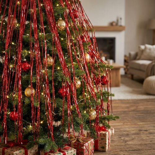 Glamorous tinsel door