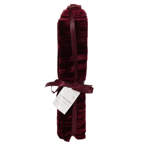 Velvet ribbon decoration table