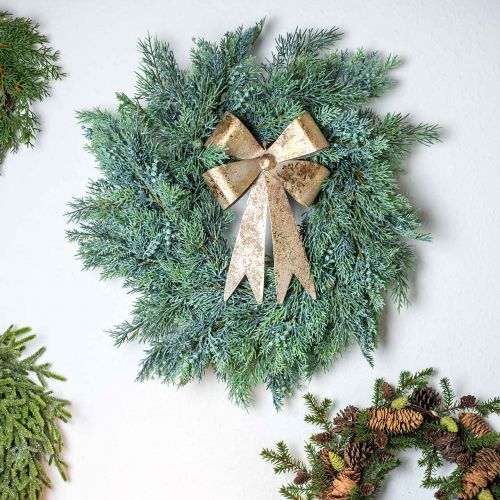Product Artificial juniper wreath with cones and berries green 48cm