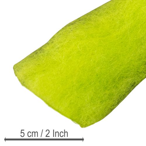 Product Soft felted wool for decorative designs and seasonal arrangements, 2m green