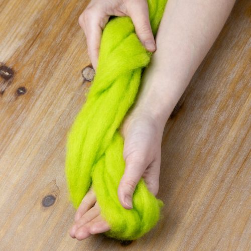 Soft Felt Wool for Seasonal and Home Decoration, 2m Green | Floristik24.ie