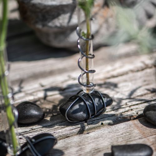 Product River pebbles black matt 2cm - 5cm 1kg