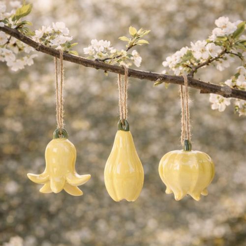Product Ceramic flower pendants, cheerful design, floral pattern, spring decoration, 9cm, 6 pieces