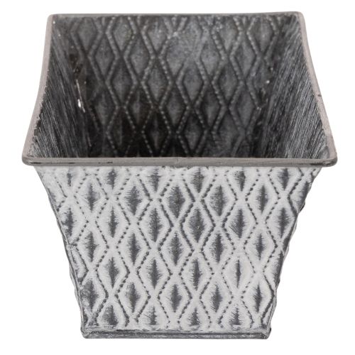 Zinc bowl with diamond pattern