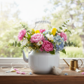 Decorative metal teapot with vintage look for flower arrangements | Floristik24.ie